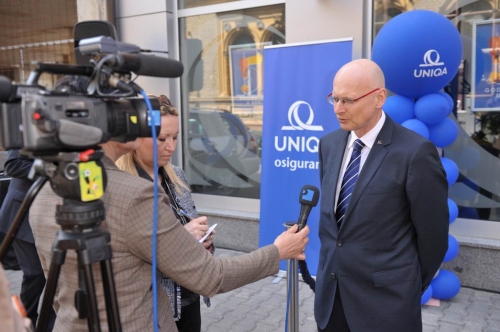 agencija-g-novi-sad-otvaranje-uniqa061