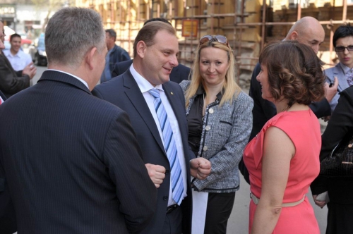 agencija-g-novi-sad-otvaranje-uniqa066